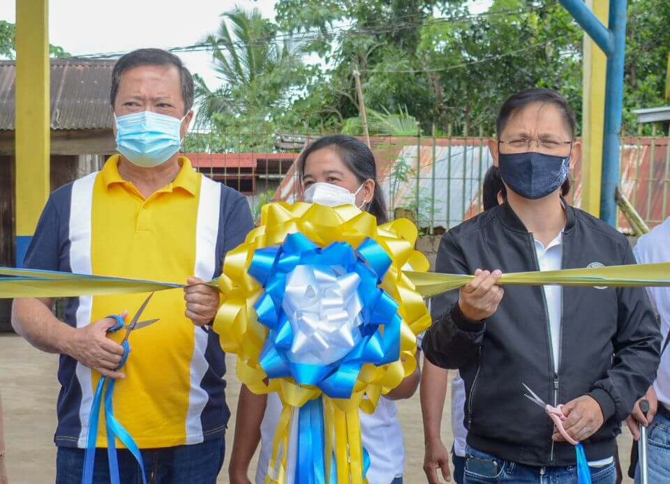 Turn-over of Barangay Hall and Covered Court in Amayco, Murcia with Cong. Kiko Benitez and Mayor Gerry Rojas