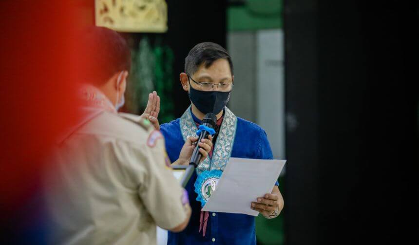 Cong. Kiko Is Honorary Boy Scouts Member