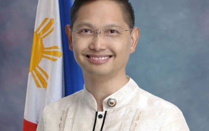 Solon To Mayors: Lower Flags To Honor Fallen Front-Liners