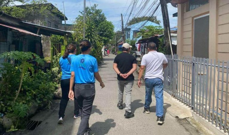 Balay Hilay Team of Cong. Kiko Benitez visited Silay at Sitio Roma, Guinhalaran, and Patag