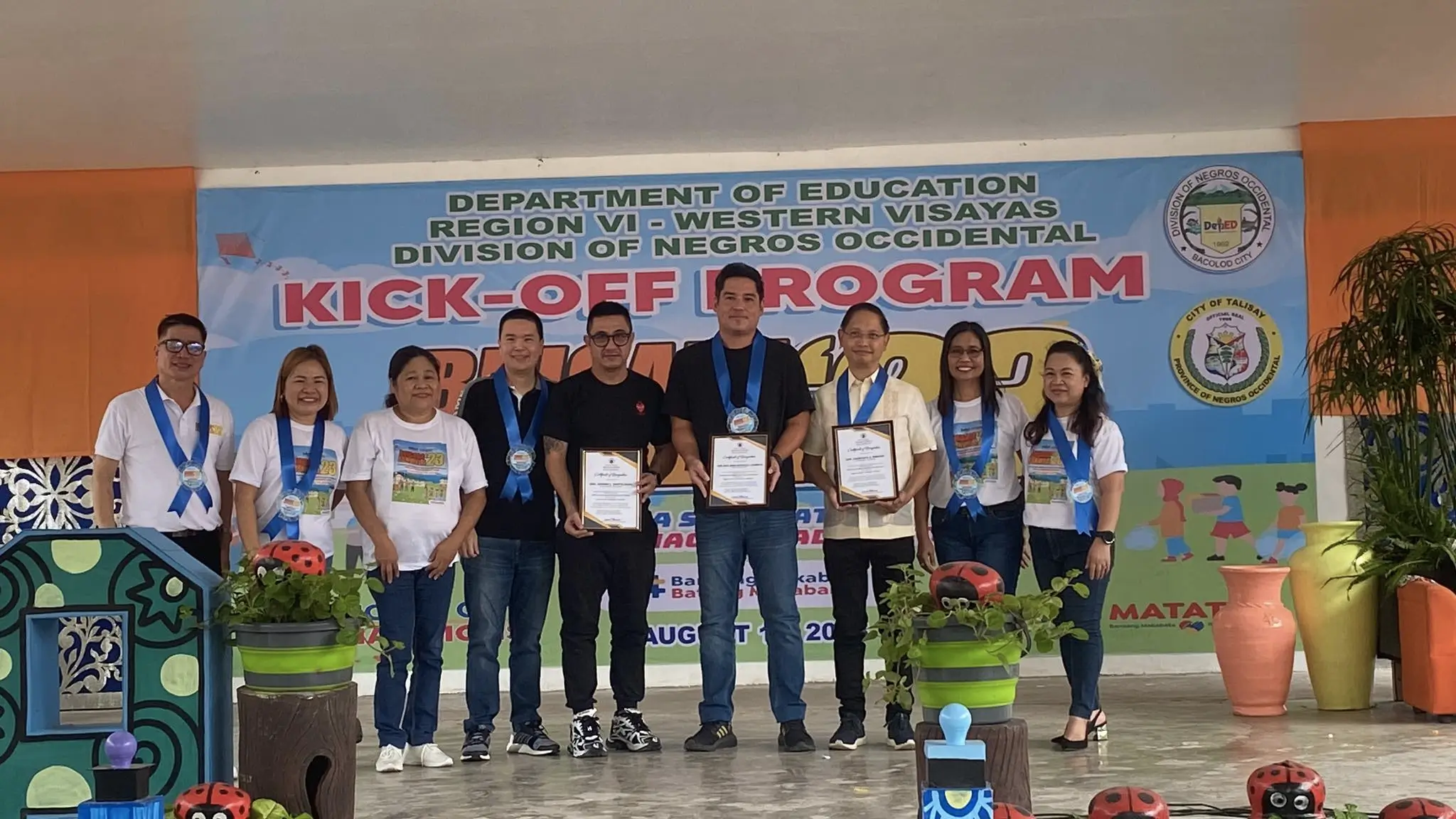 Kiko champions bayanihan spirit at Brigada Eskwela kick-off