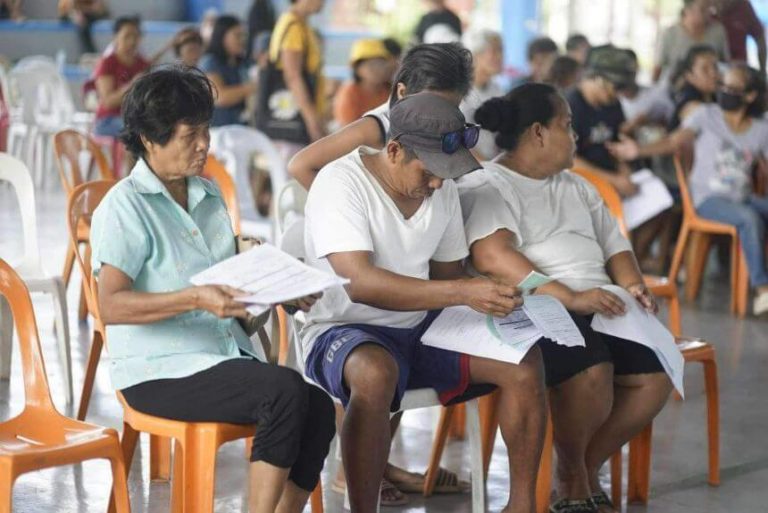 DSWD Assistance to Individuals in Crisis Situation Payout. Barangay 5, Silay