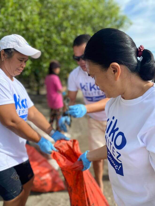 Metro Third District Office goes Magrove Planting!