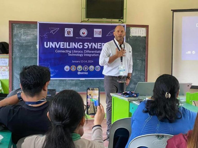 Unveiling Synergies Workshop at Silay Doña Montserrat Lopez Memorial High School with Jon Nichols and Maureen Rooney