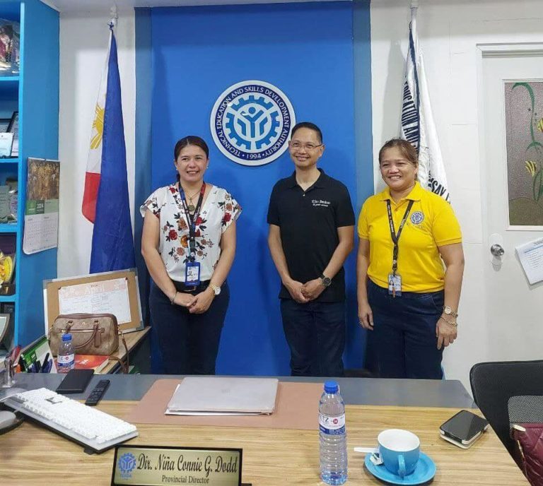 Cong. Kiko Visits TESDA Provincial Office and RTC