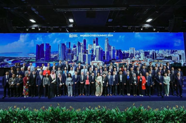 Metro3rd Mayors and I traveled to Singapore to attend the World Cities Summit 2024! 🇸🇬🌆